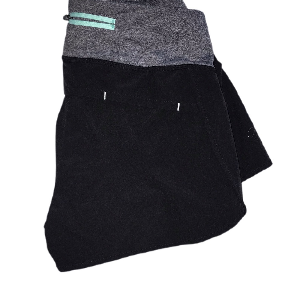 Running shorts